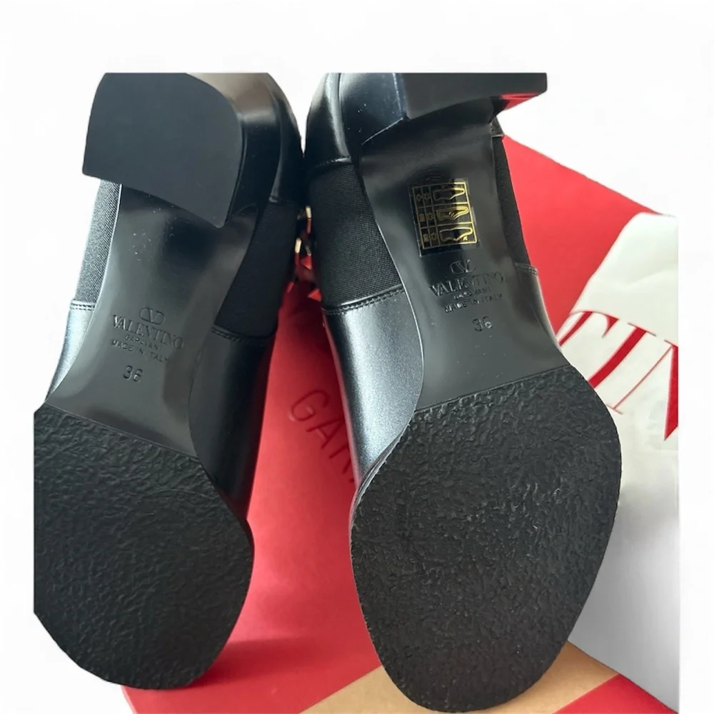 Valentino Rockstud Straps Block Heel Black Leather Ankle Booties Size 36 NWT - Picture 6 of 10